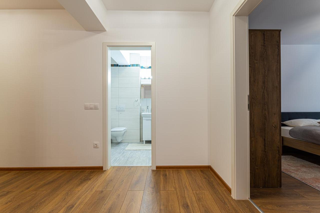 Cosy Place Apartment Брашов Екстериор снимка